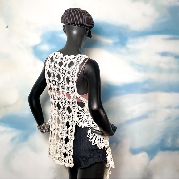 Handmade crochet tunic top by Lower Bottoms Clothing - Picture 2 of 8